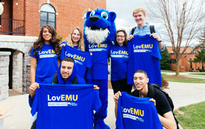 Students and mascot