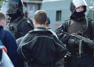 northern-ireland-drumcree-police northern-ireland-drumcree-police