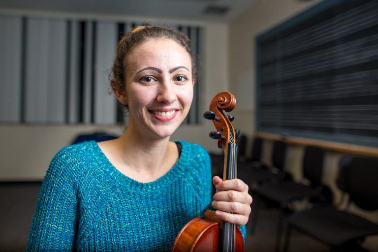 20171109violin lessons0021000px EMU News