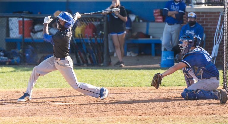 20201107 Baseball Scrimmage-5 - EMU News